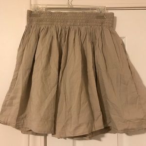 Banana Republic beige skater skirt