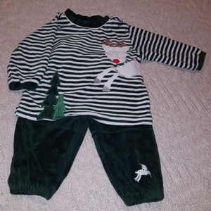 Size 12 mo Christmas set