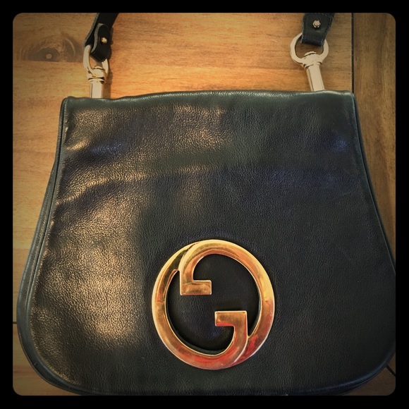 gucci flap purse