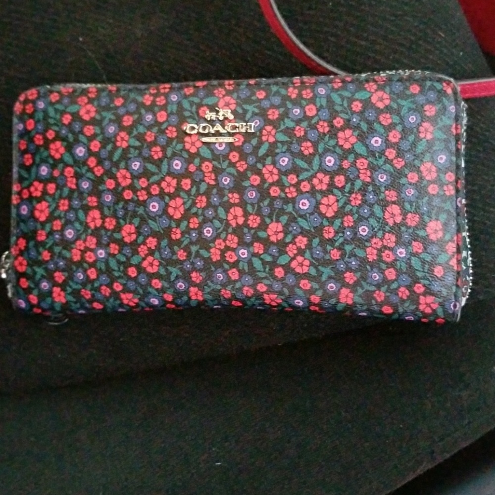 Coach wallet