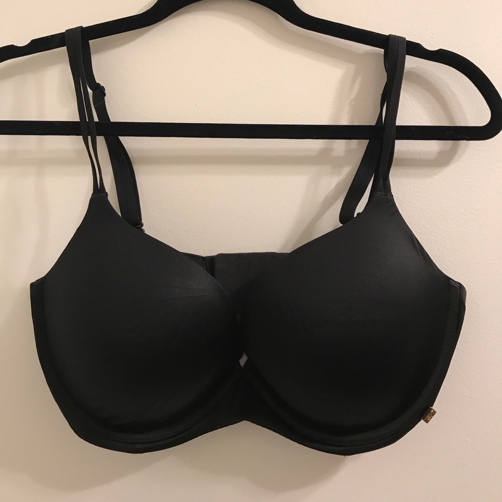 Victoria’s Secret, Very Sexy Lightly Lined Bra
