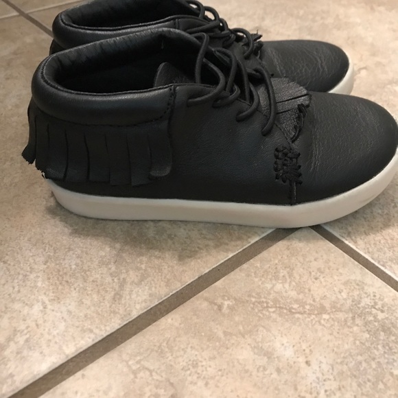 SOLD on eBay Freshly picked hard sole moccasins - Picture 4 of 8