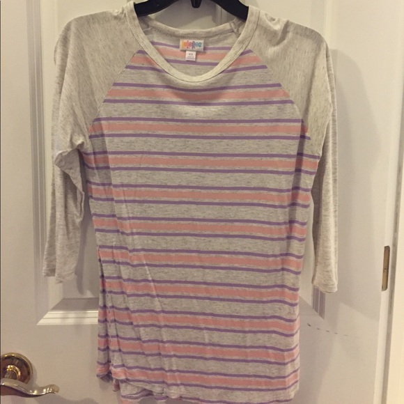 Lularoe raglan shirt - Picture 1 of 1