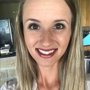 Meet your Posher, Bethany