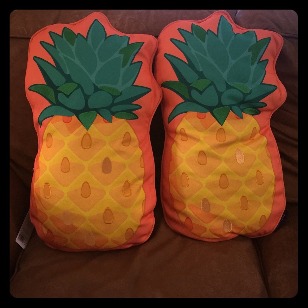 Sunnylife Pineapple Outdoor Cushions