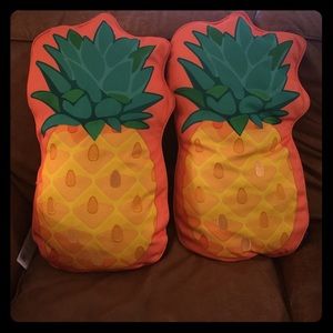 Sunnylife Pineapple Outdoor Cushions