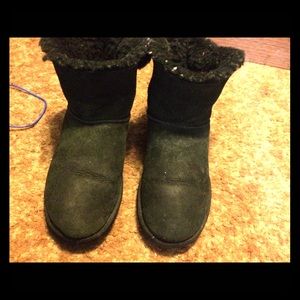 Old ugg boots