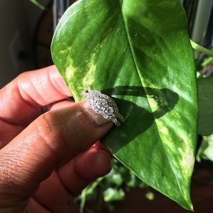 .90 Carat Diamond Ring -3 Stone Split Shank 14k WG