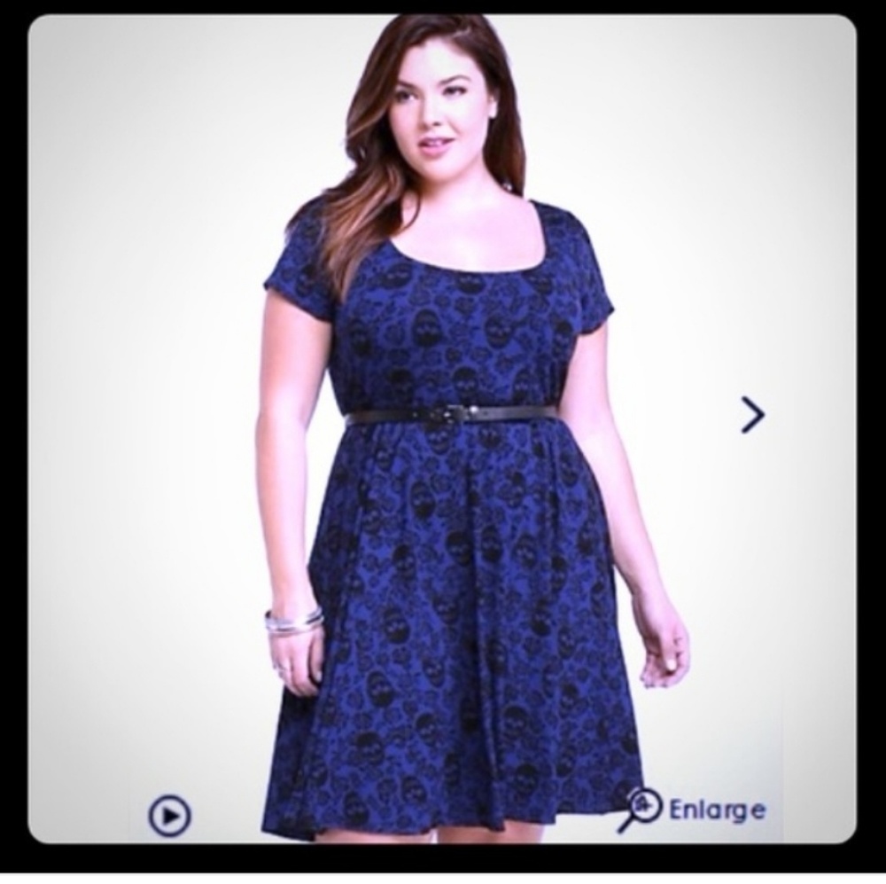 Blue Skull and Floral swing dress with keyhole