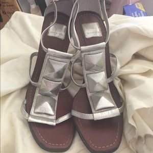 Dolce Vita silver sandals size 7