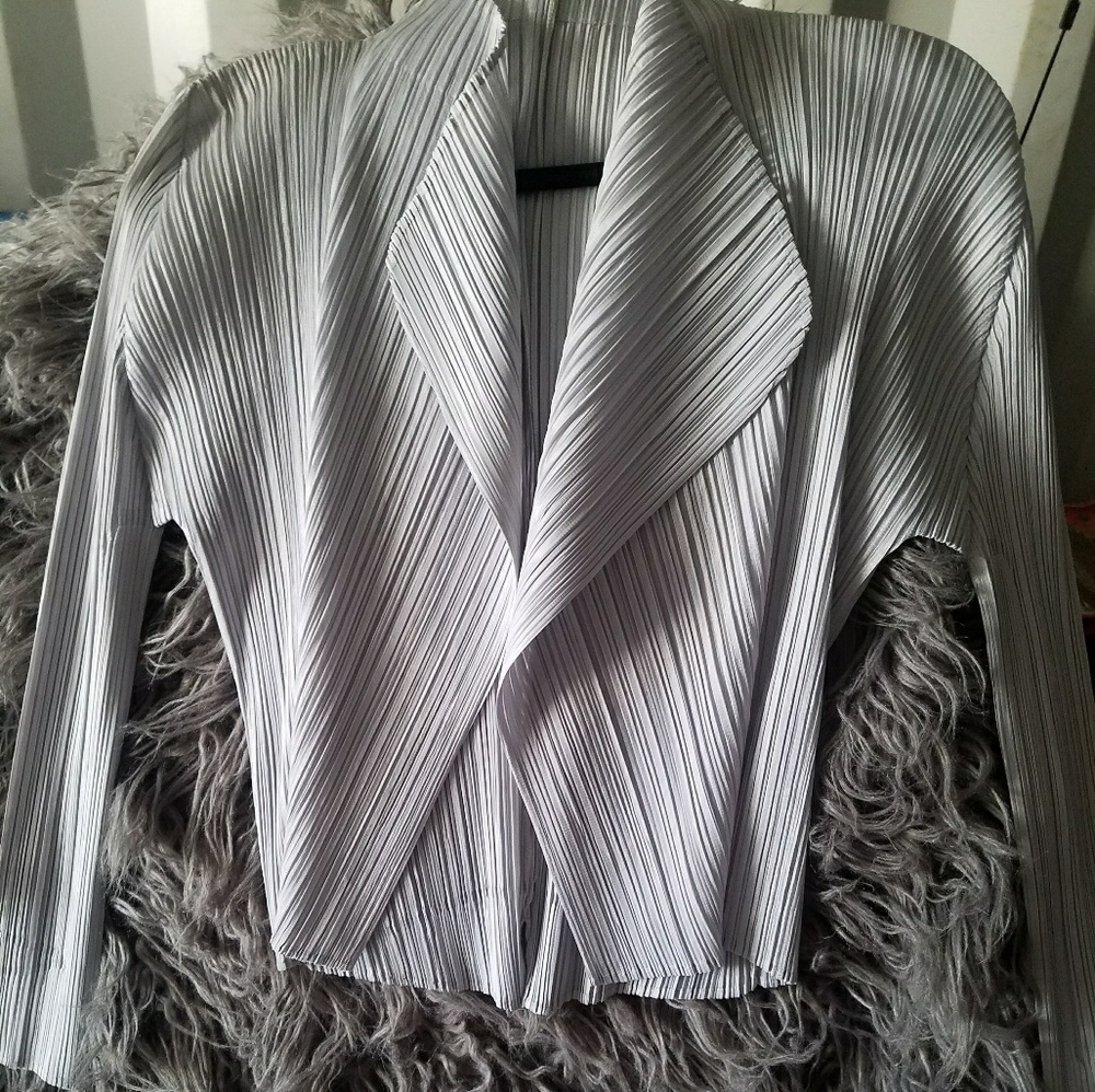 Pleats Please elegant open cardigan