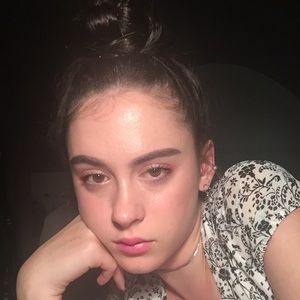 Meet your Posher, Ailish