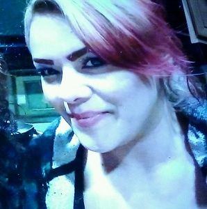 Meet your Posher, Angie