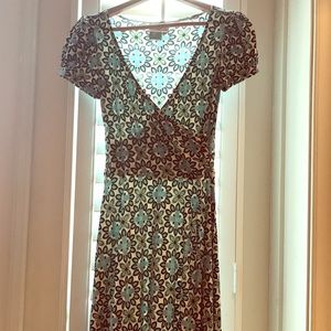 Fun , flattering fit dress.