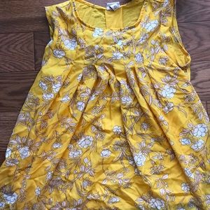 Flirty flowy dressy tank blouse