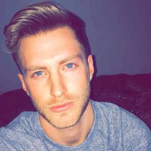 Meet your Posher, Alex