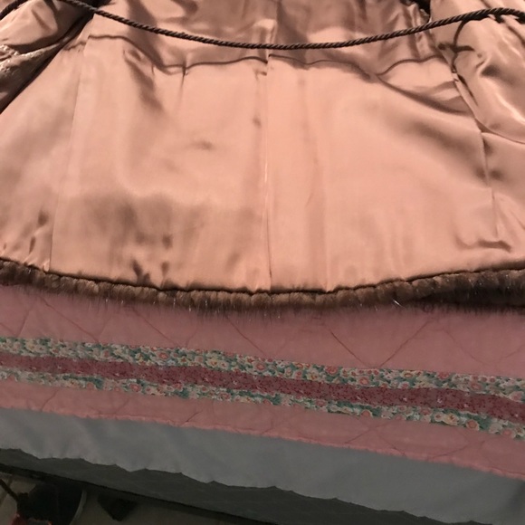 Mink Jacket - Picture 4 of 8
