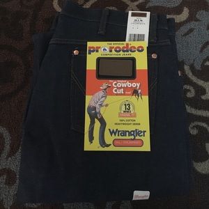 Wrangler 13MWZ 38x36 brand new with tags