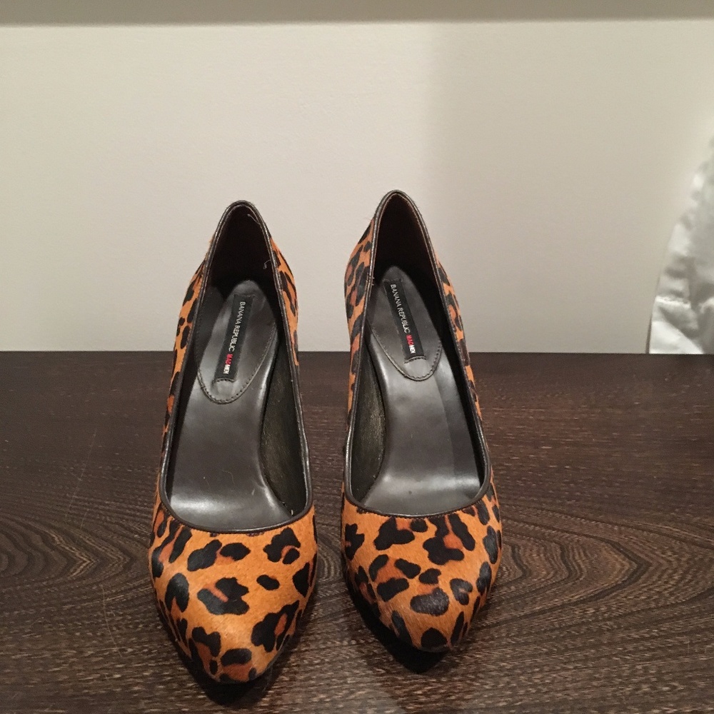 Banana Republic high heels