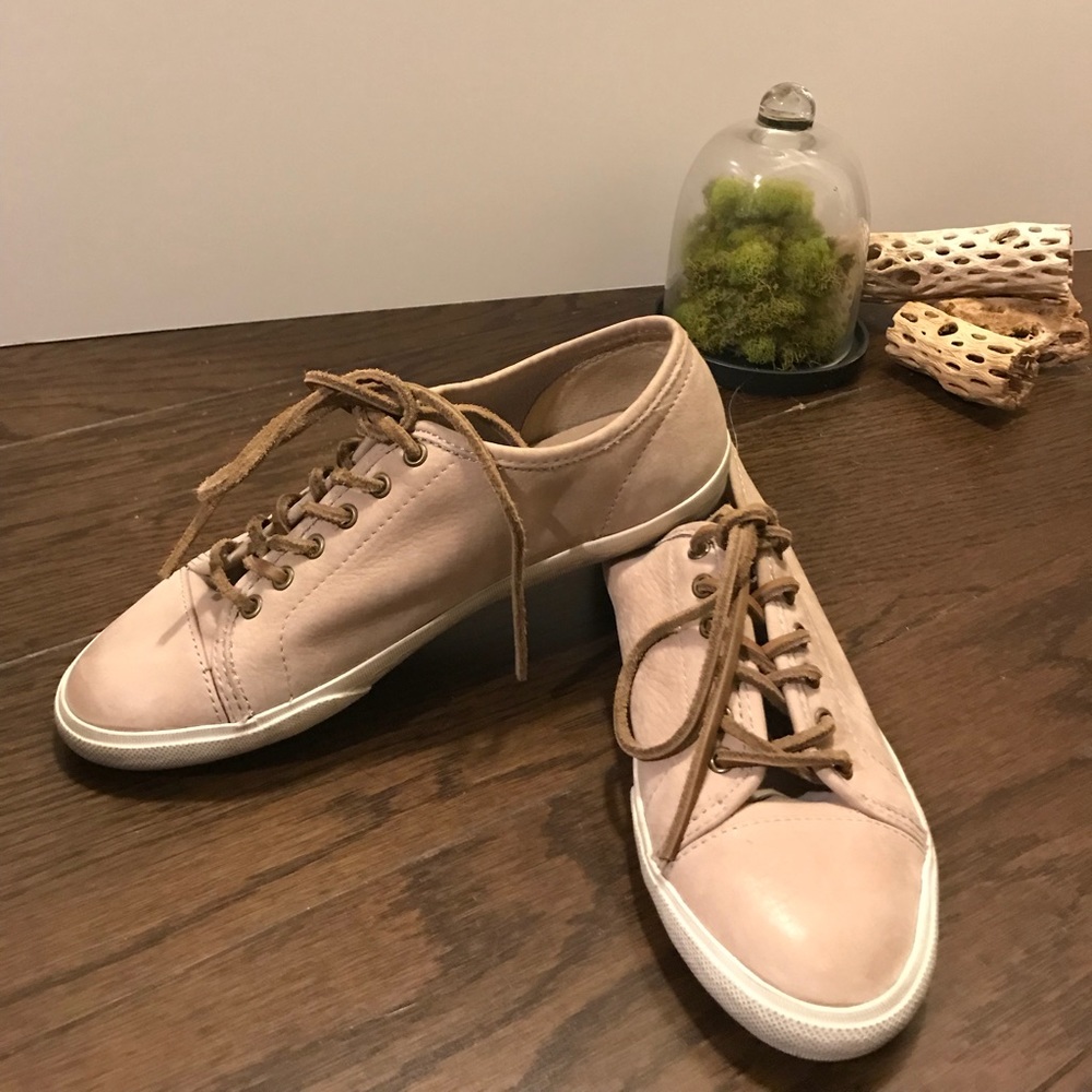 Brand New Frye Mindy Low Sneakers Leather Shoes 6