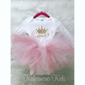 Onesie with tutu for one year old 🌸