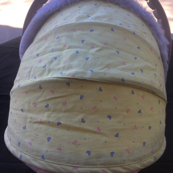 American Girl Doll - Bitty Baby Car Seat - Picture 3 of 5