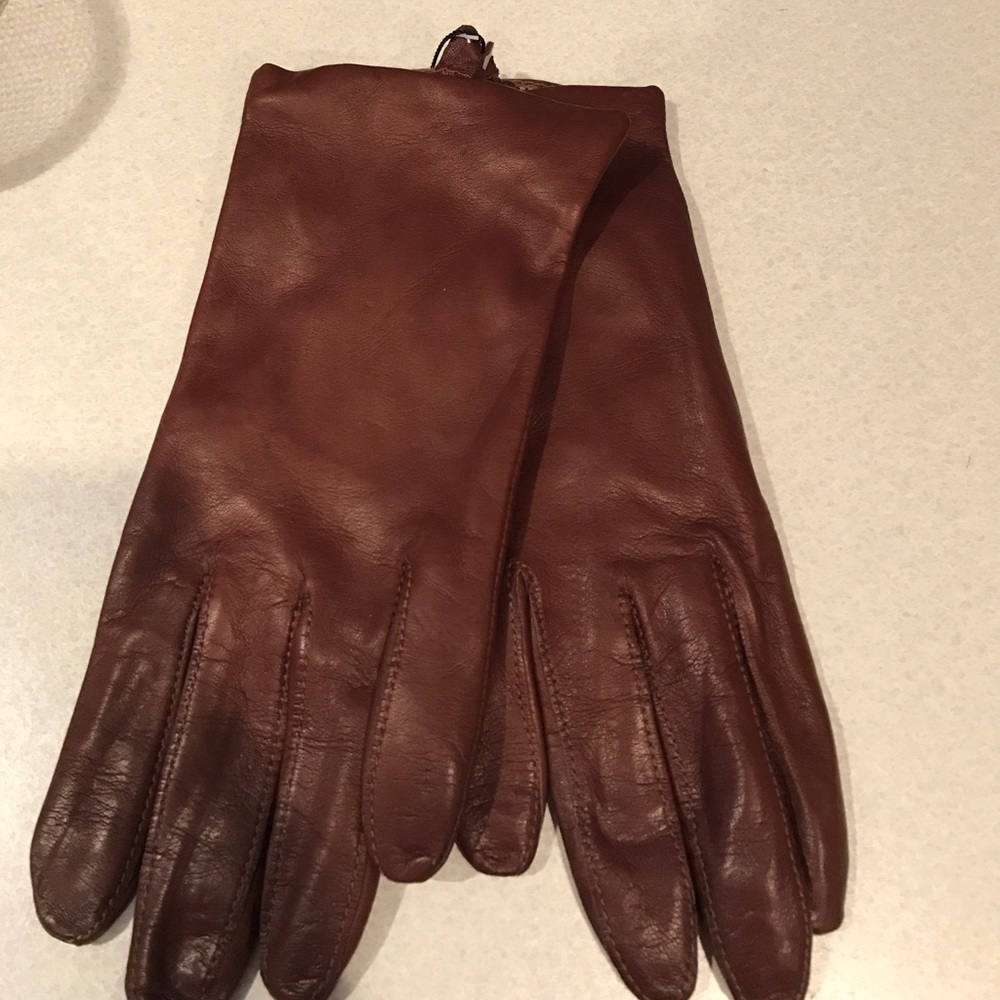 Ladies brown leather gloves cashmere lined