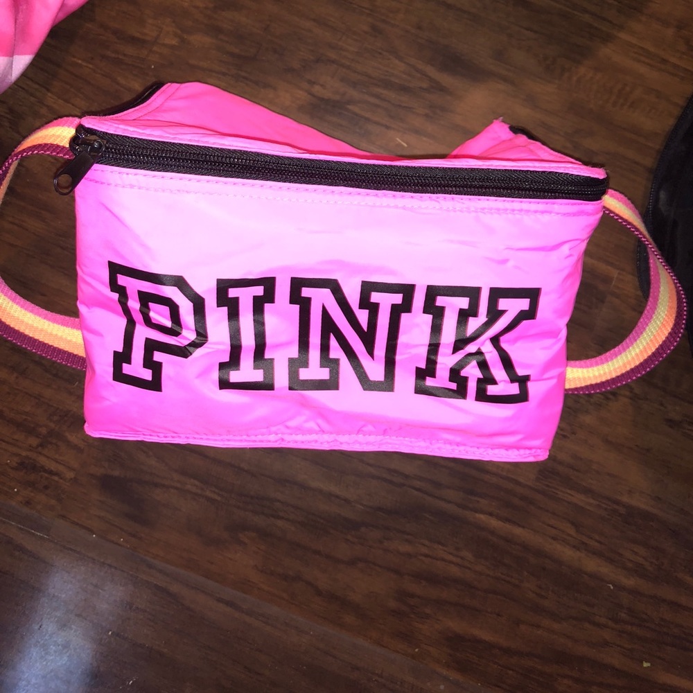PINK lunchbox