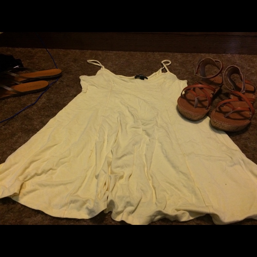 Yellow short dress