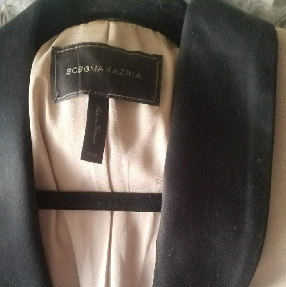 BCBG MaxAzria tuxedo style blazer