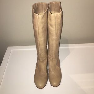 Fiel Tan/Beige Boots 8.5