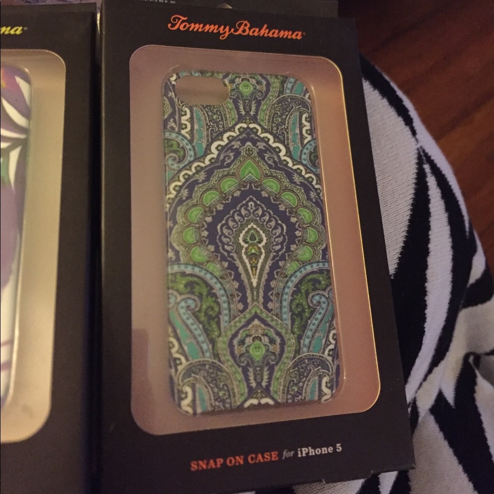 Lot of 2 tommy Bahama iPhone 5 cases  new - Picture 3 of 5
