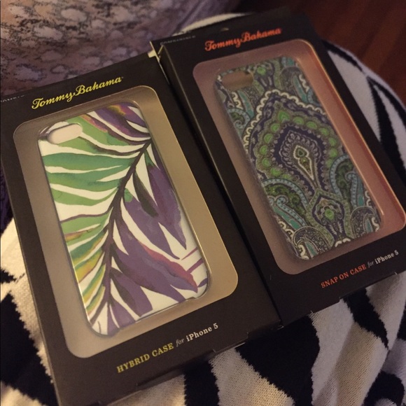 Tommy Bahama Accessories - Lot of 2 tommy Bahama iPhone 5 cases  new