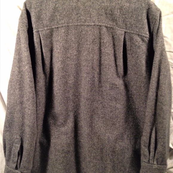 J Ashford Solid Grey Medium Shacket - Picture 8 of 8