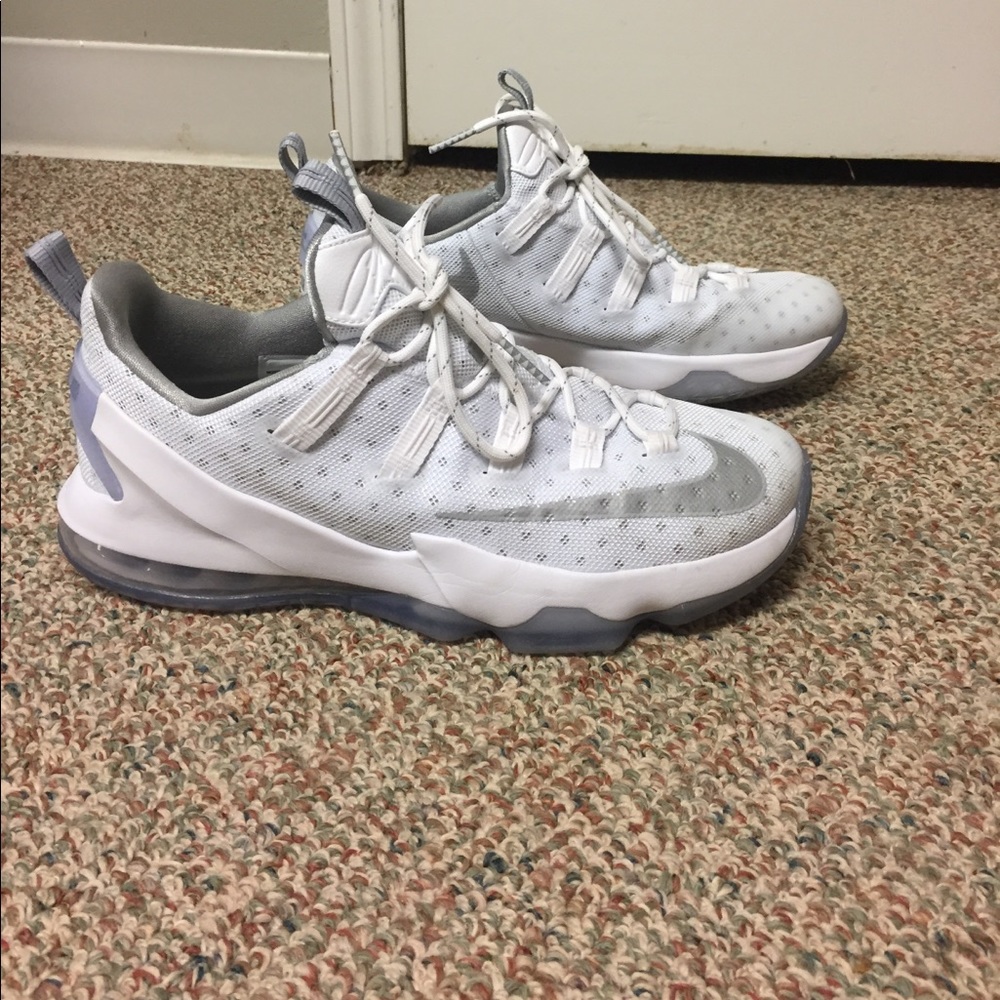 Lebron XIII Low