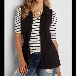 Black Anorak vest
