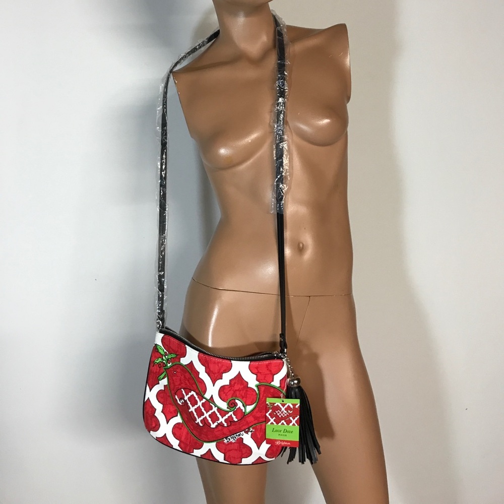 Love Dove Pouch (D30)