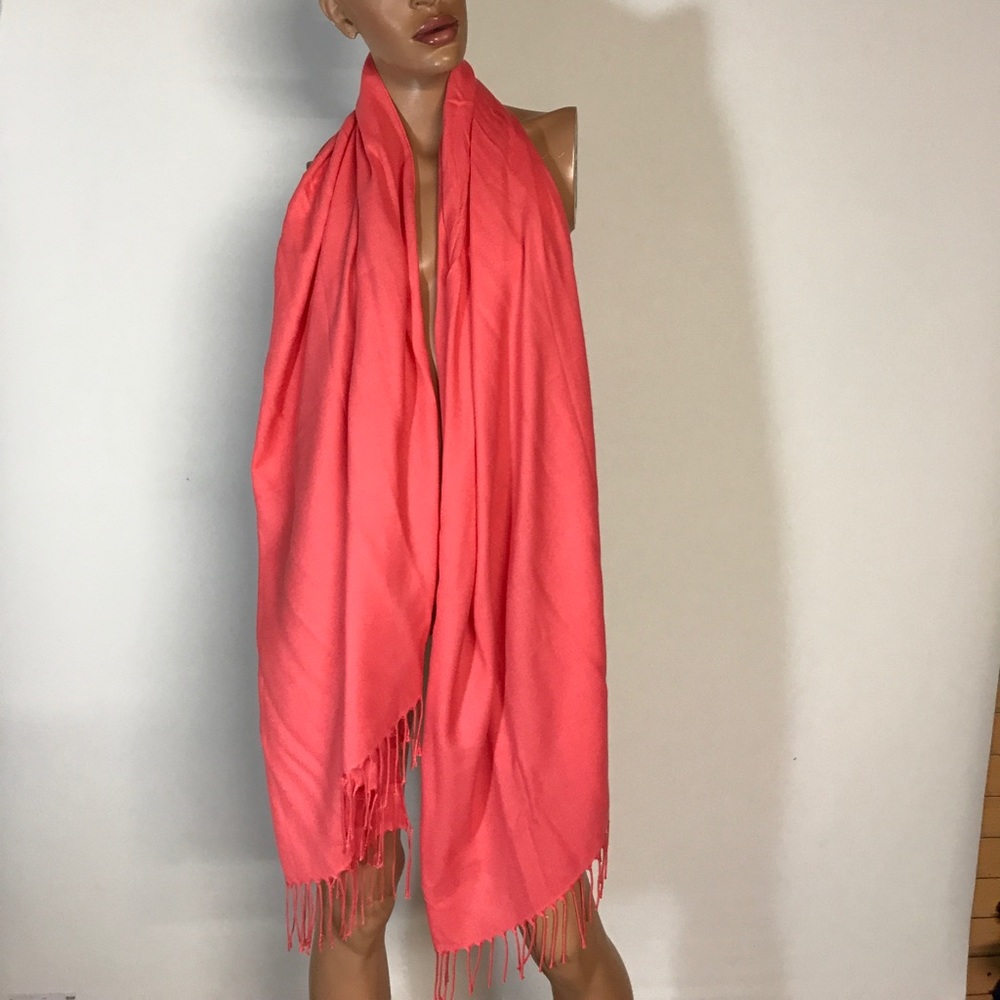 Scarf (C56)