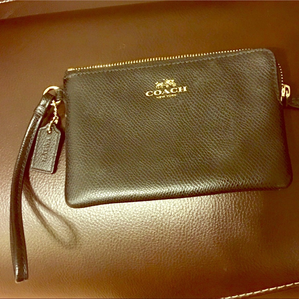 Coach wristlet/ clutch