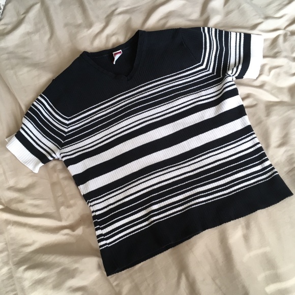 Vintage Striped Top - Picture 5 of 6