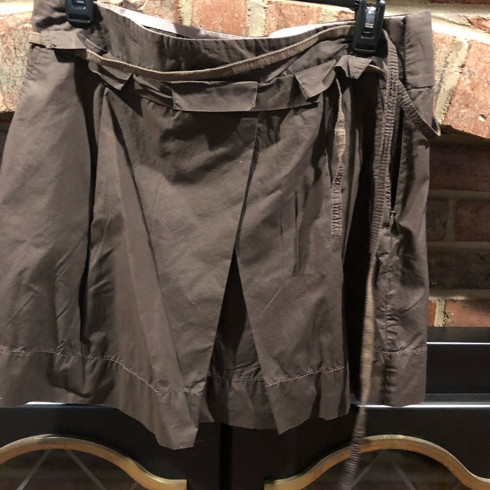 EUC brown LOFT skirt.