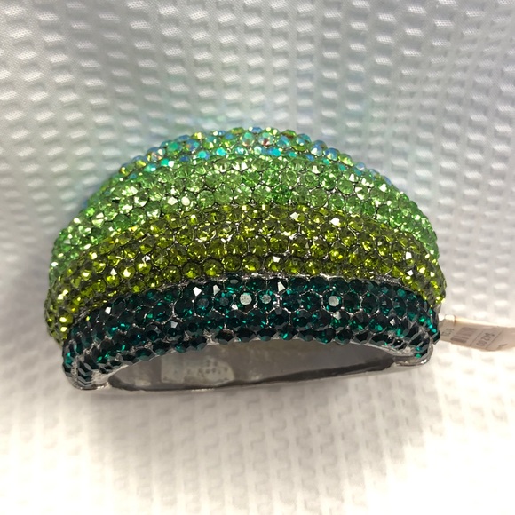 Chunky Crystal Magnetic Hinged Bracelets/Green - Picture 4 of 7