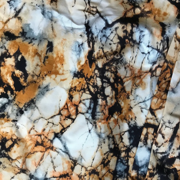 Gorgeous couture marble blouse from buckle - Picture 3 of 4