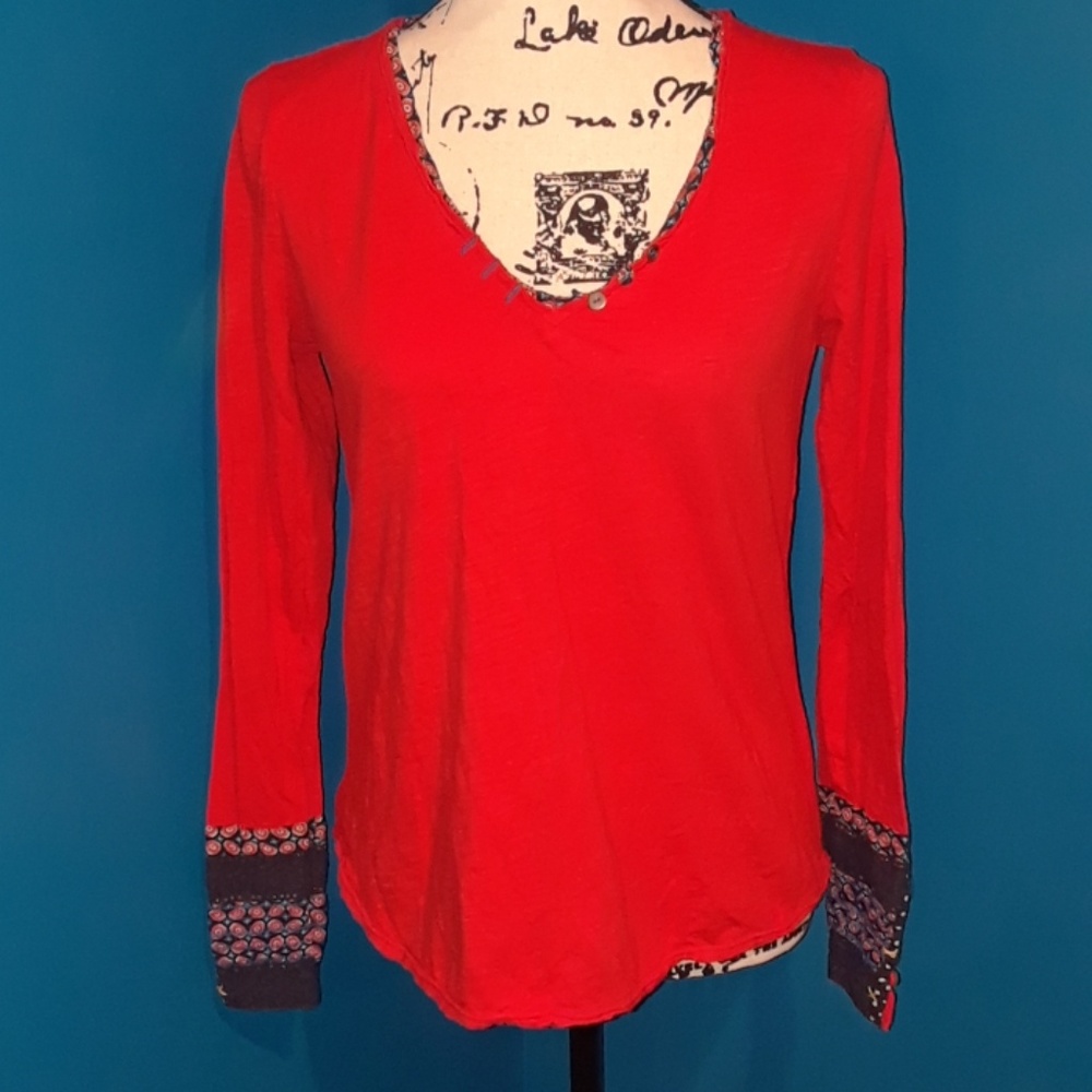 Little Yellow Button (Anthro) Red-orange Tee