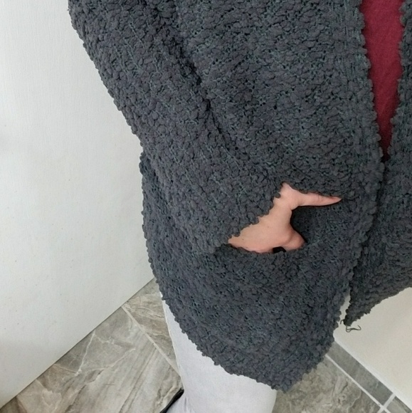 🔴SOLD OUT🔴Softest Open Front Cardi w/ Pockets - Picture 3 of 6
