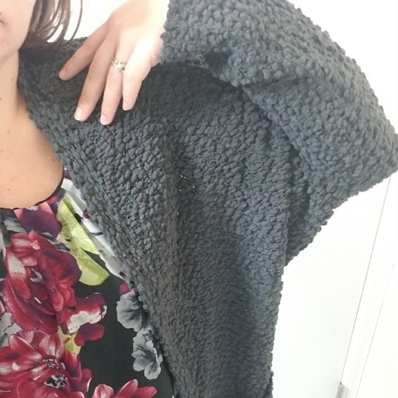 🔴SOLD OUT🔴Softest Open Front Cardi w/ Pockets - Picture 5 of 6