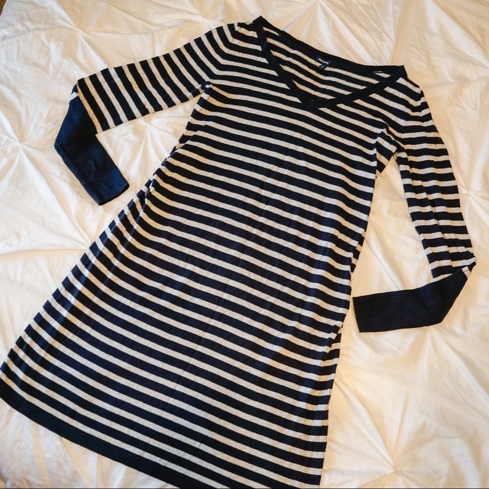 GAP navy and gray striped sweater maternity dress