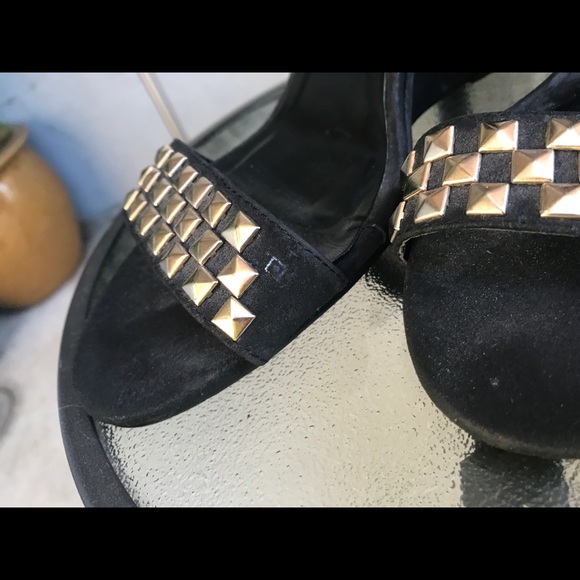 SOLD TORRID Black Gold Studded Open Toe Wedges 10 - Picture 6 of 8