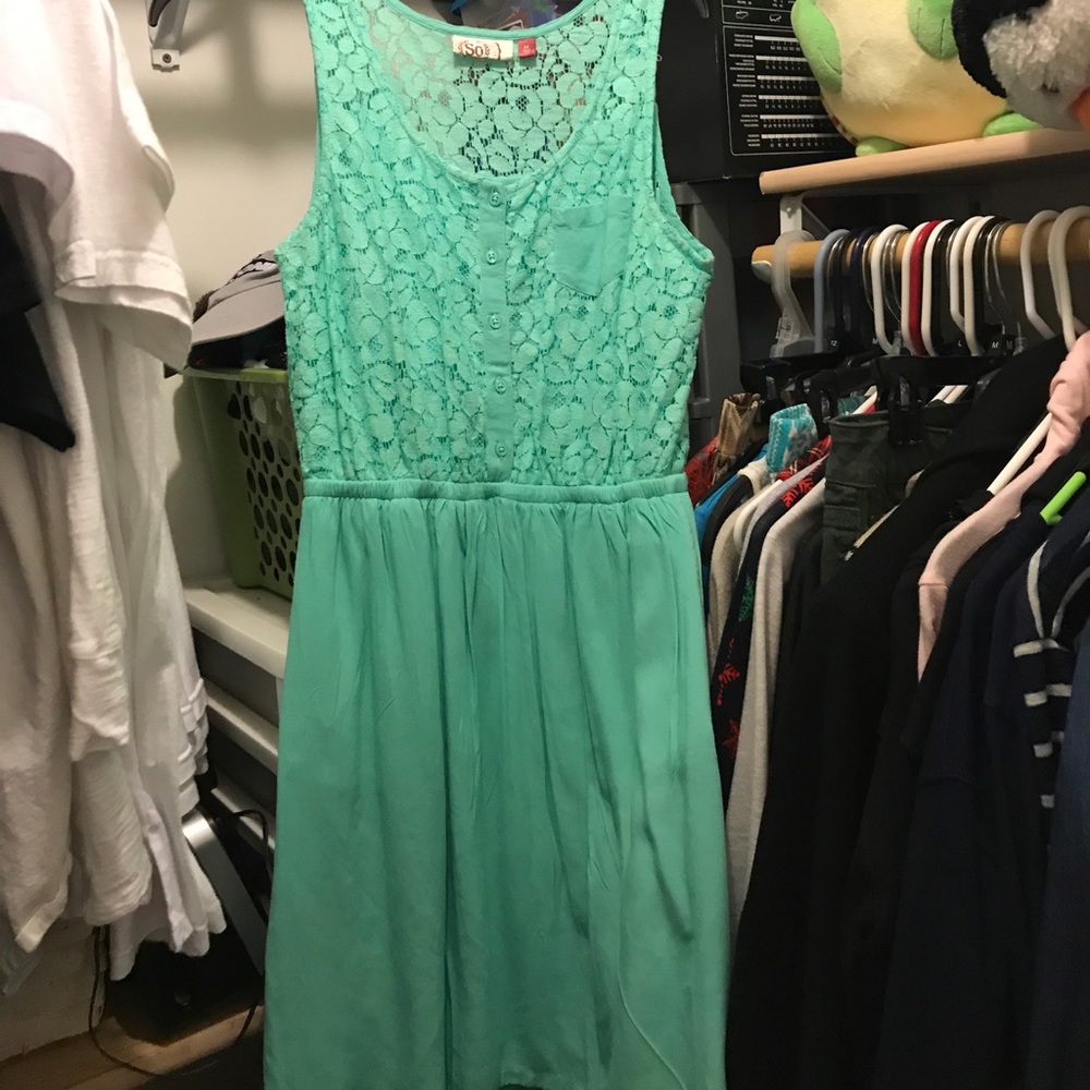 Mint dress. Tank top sleeves. SO from Kohl’s.