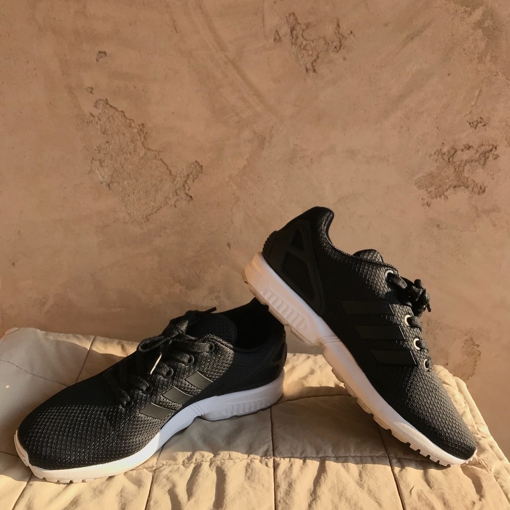 Adidas Flux - Youth/Womens